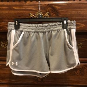 Women’s Underarmour shorts